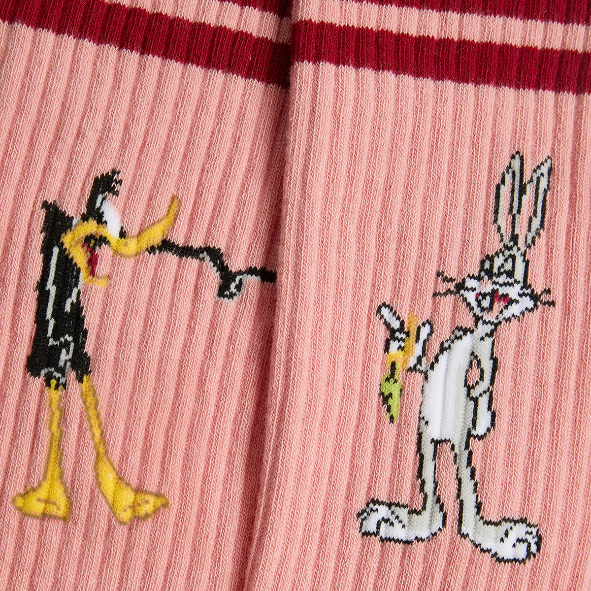 Athletic Daffy vs Bugs - Pink