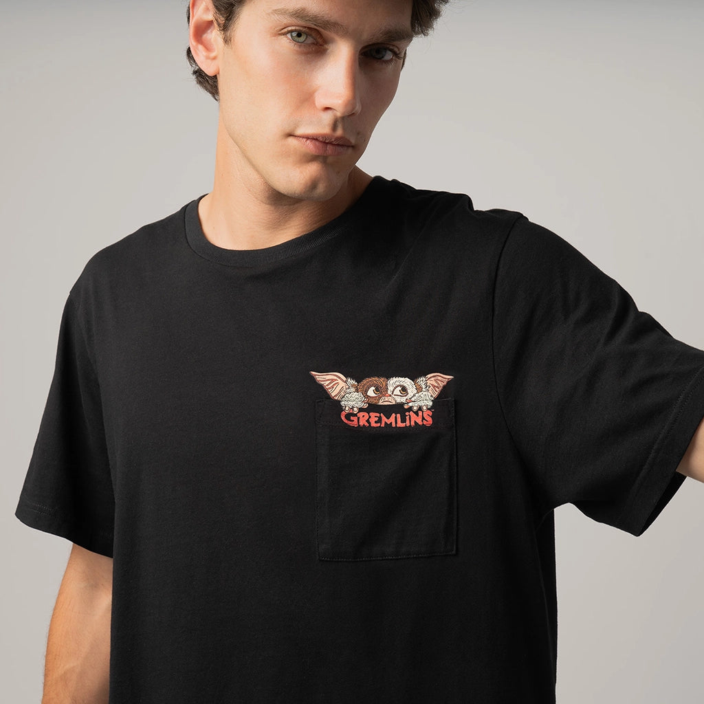 Gremlins T-Shirt & Gift Pack Bundle - Various