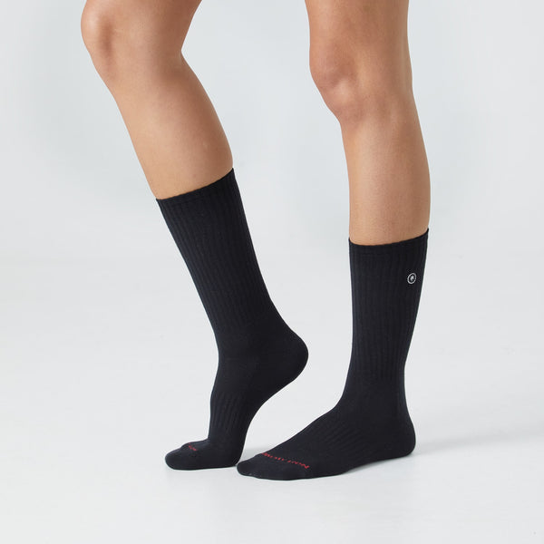 Athletic Essentials Lion - Black
